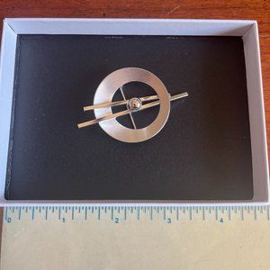 Sterling silver abstract round brooch pin